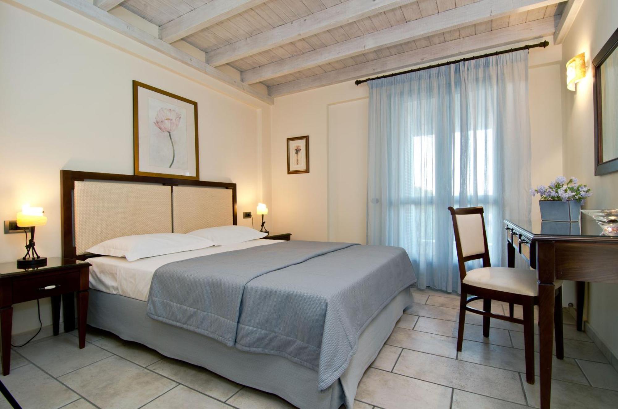 Harmony Hotel Apartments Селианитика Экстерьер фото